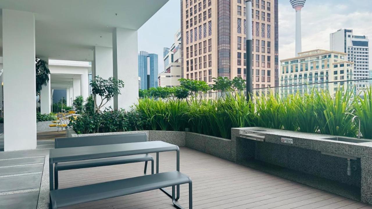 Luxury At Quill Residences Apartemen *